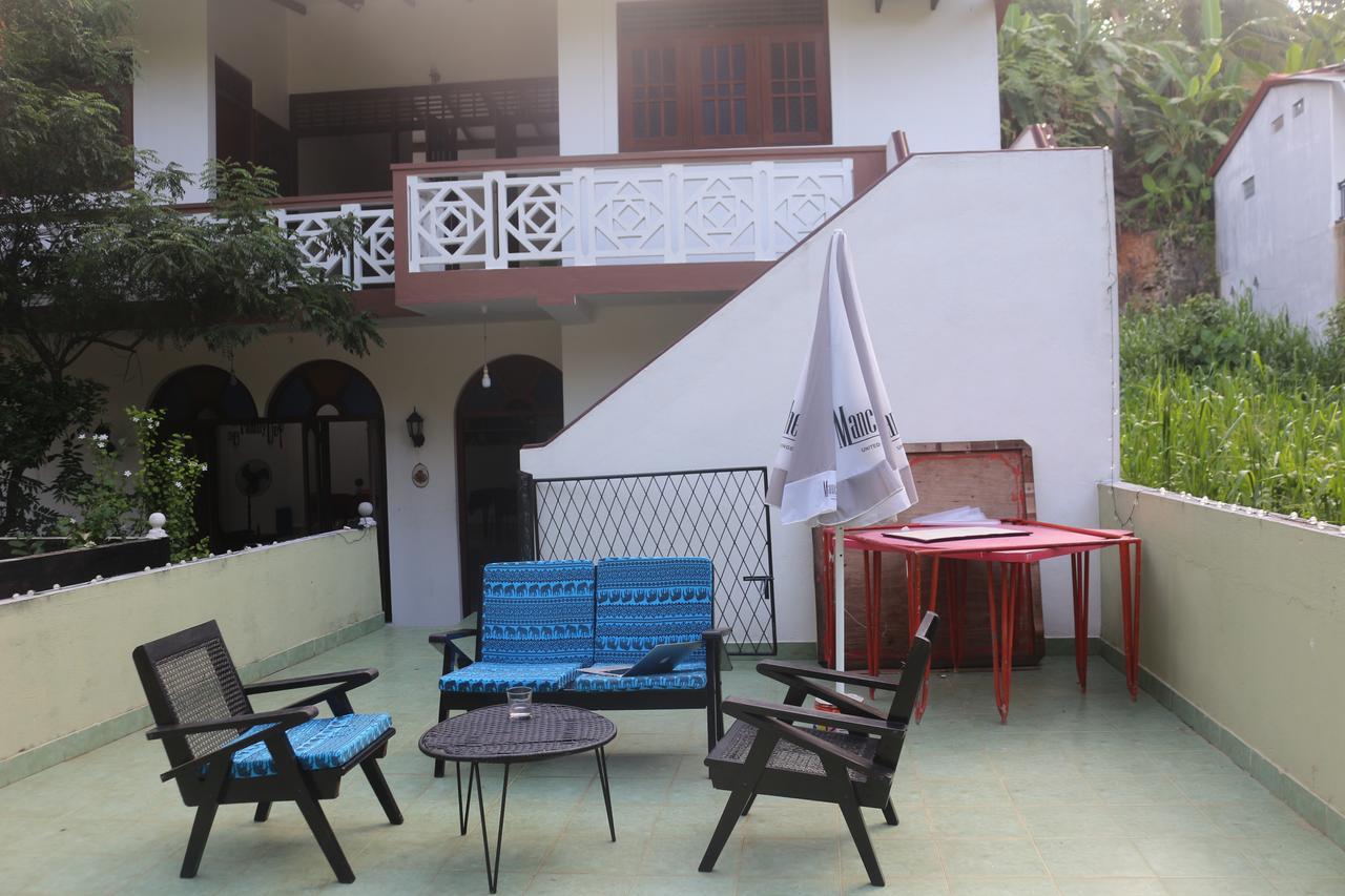 Jungle Guest House Galle Buitenkant foto